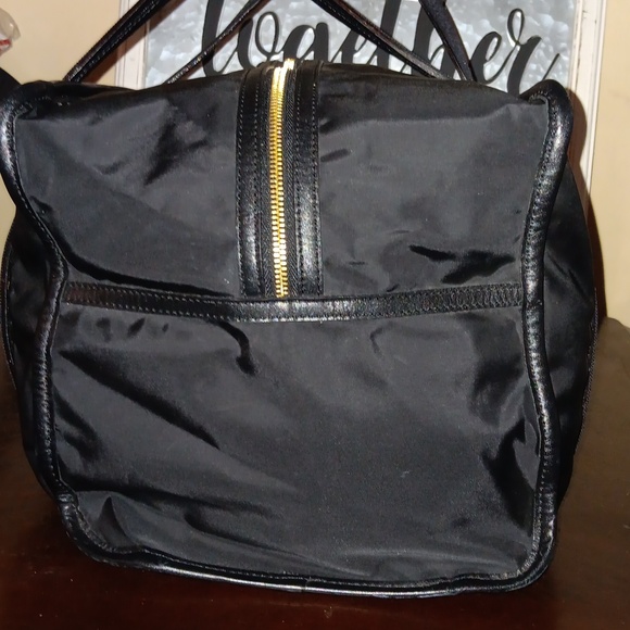 KATE SPADE LARGE BLACK NYLON WEEKENDER - Picture 3 of 9